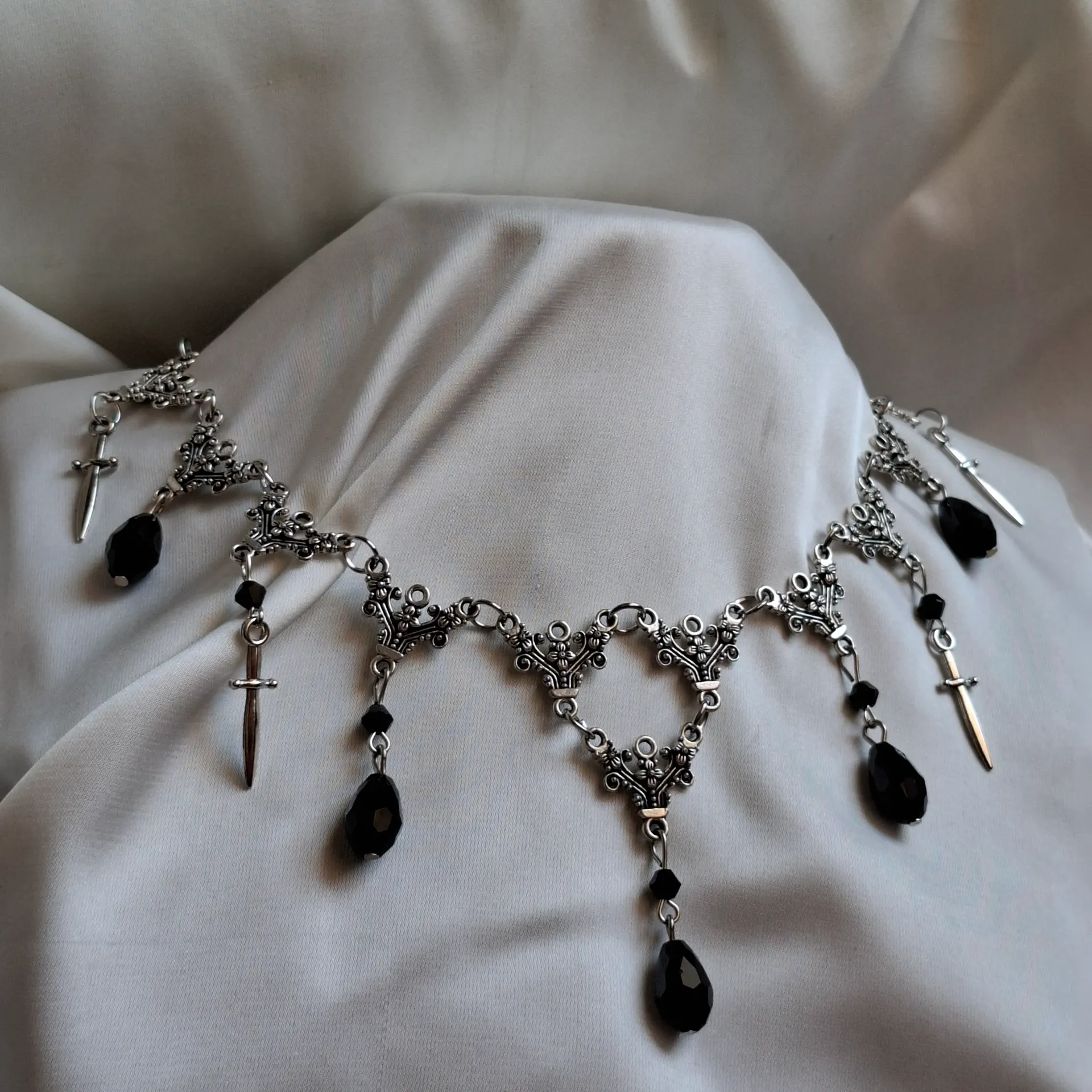 Victorian black choker