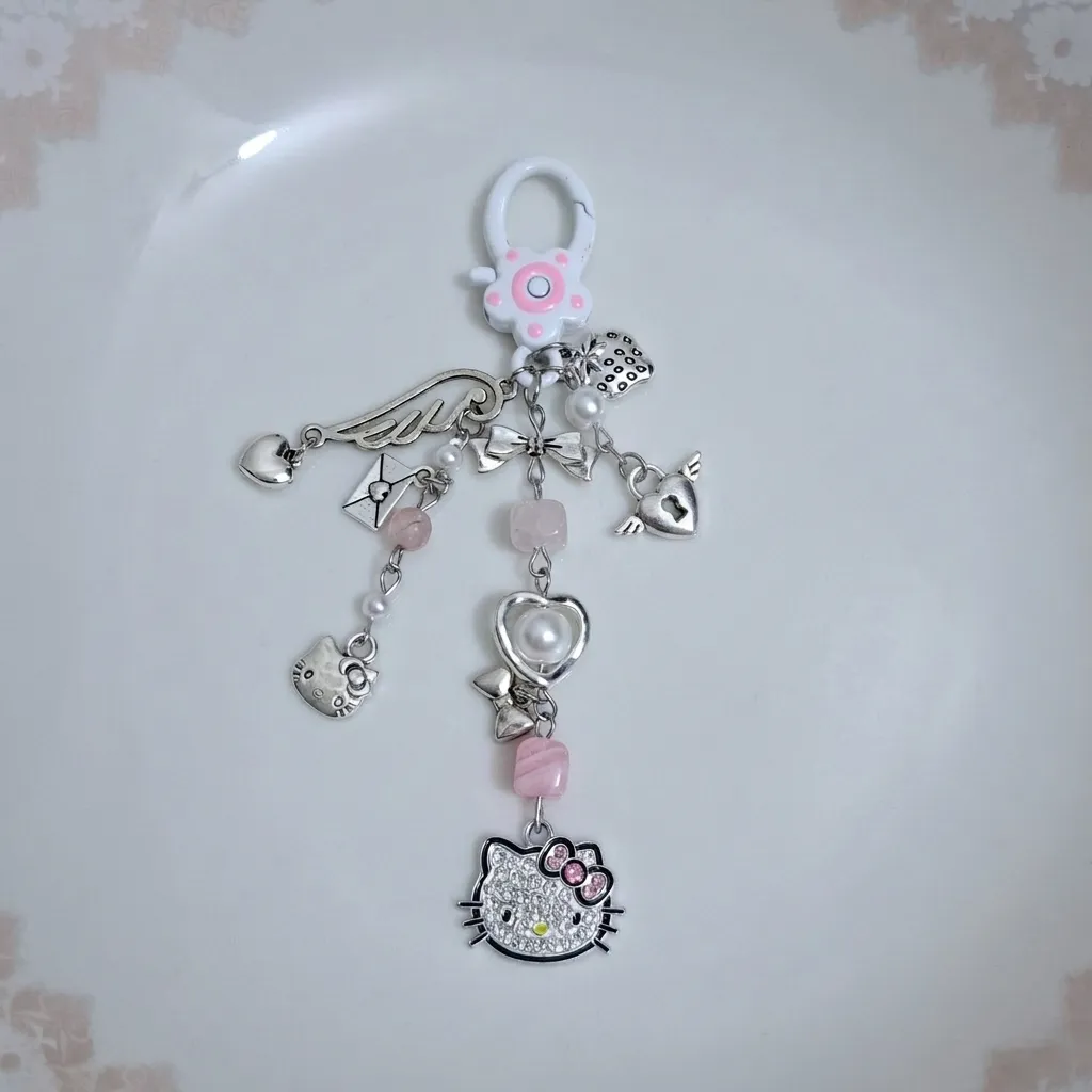 Hello kitty keychain
