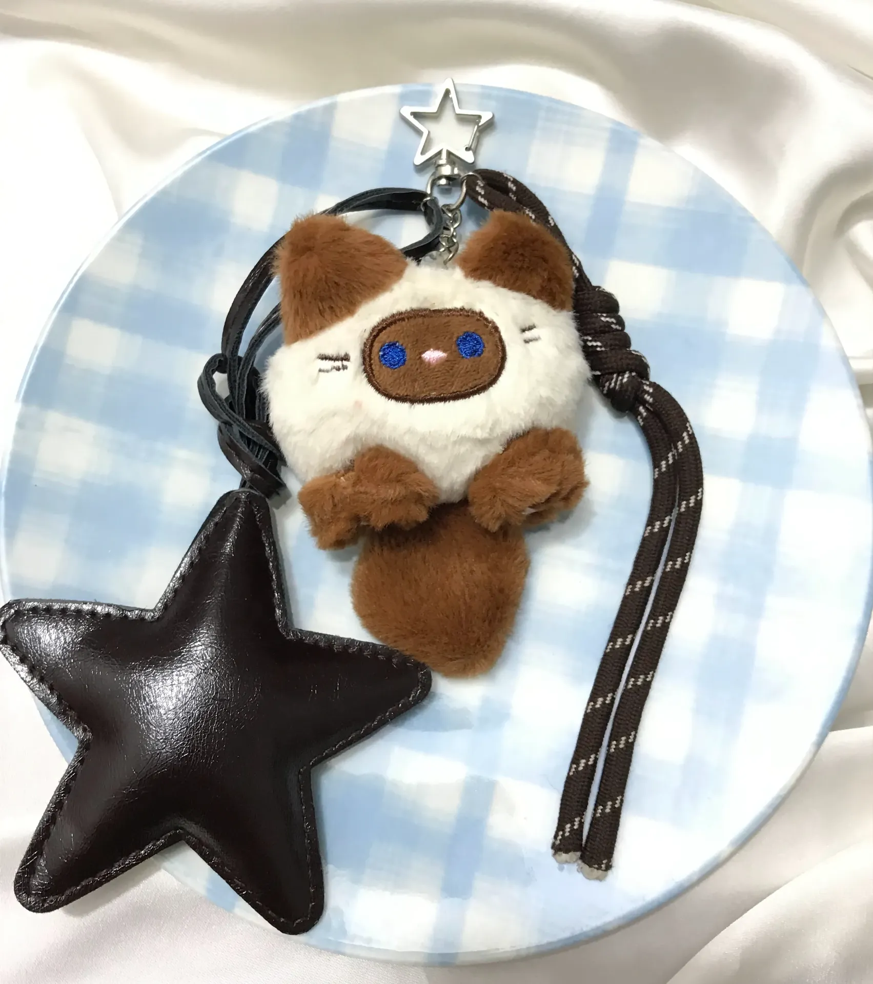 siamese cat keychain