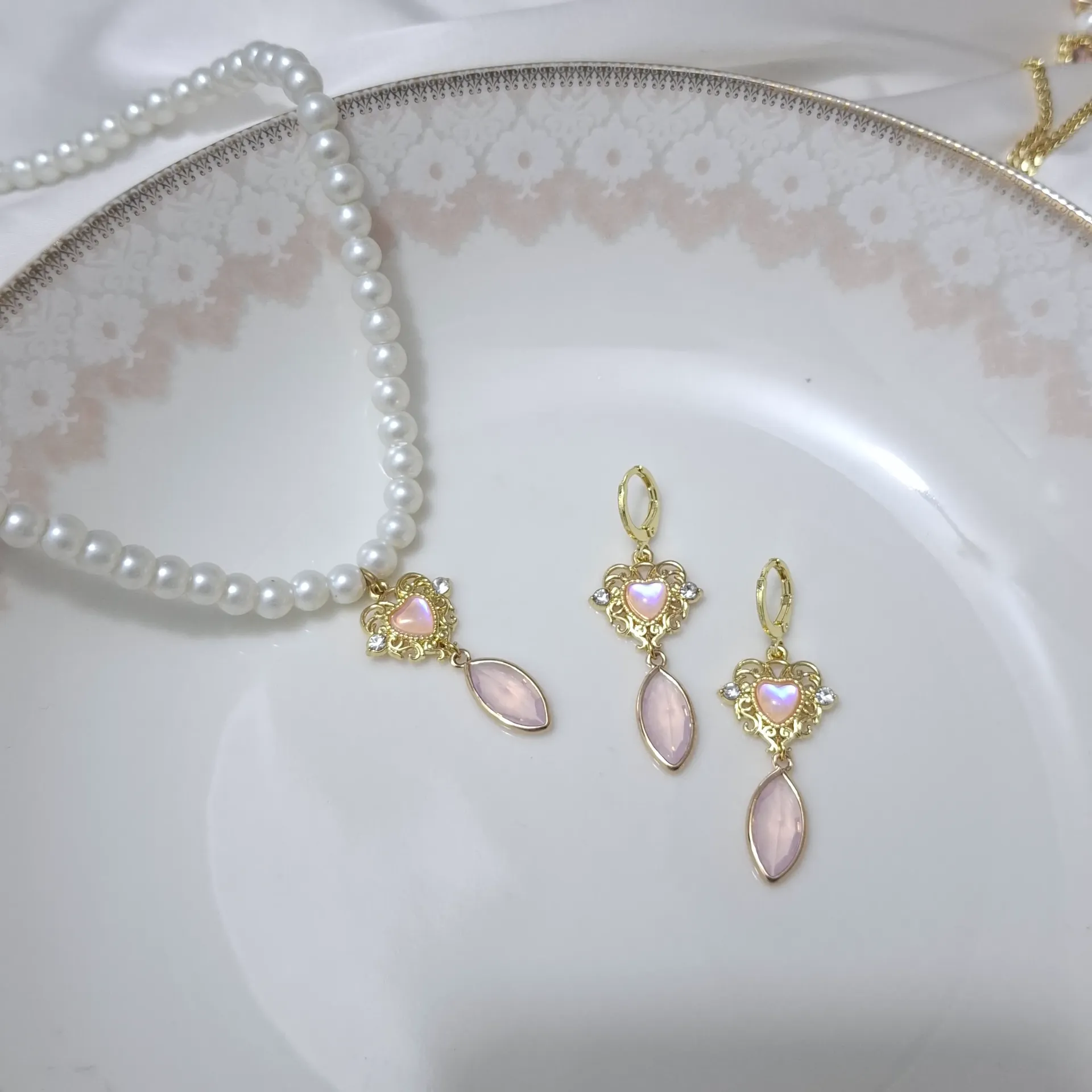 Pink Grace pesrls set
