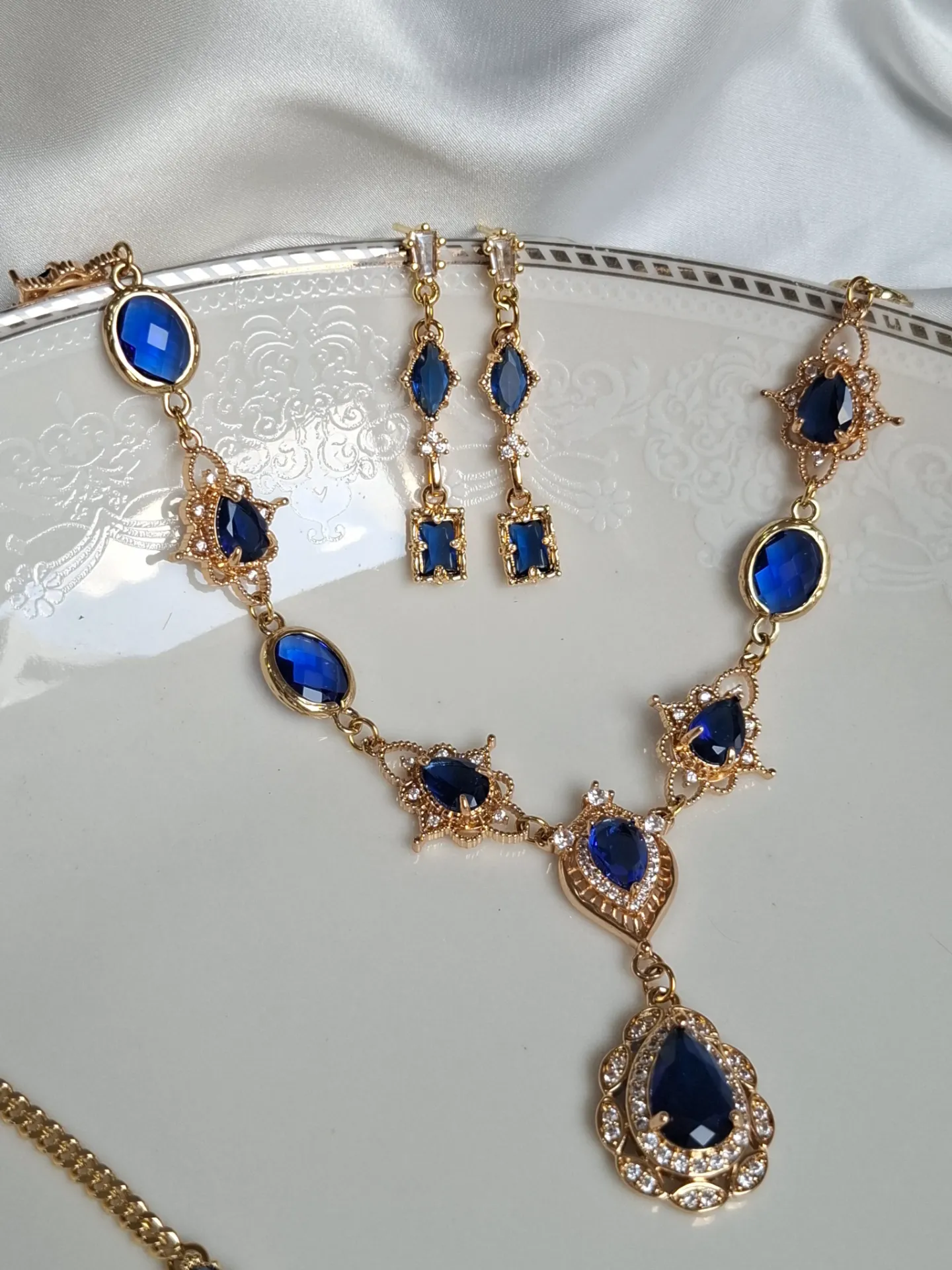 Royal blue set