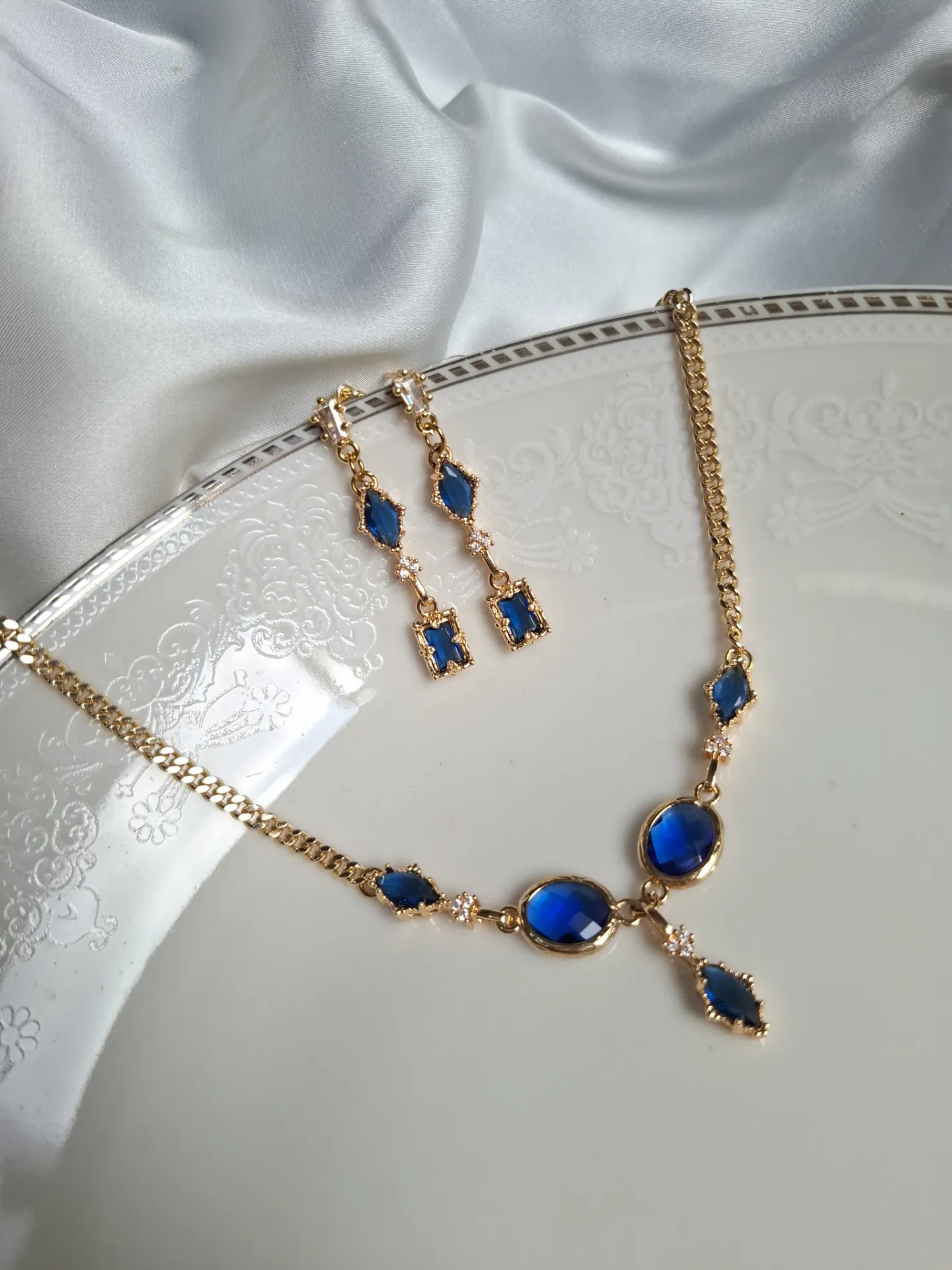 Royal blue set