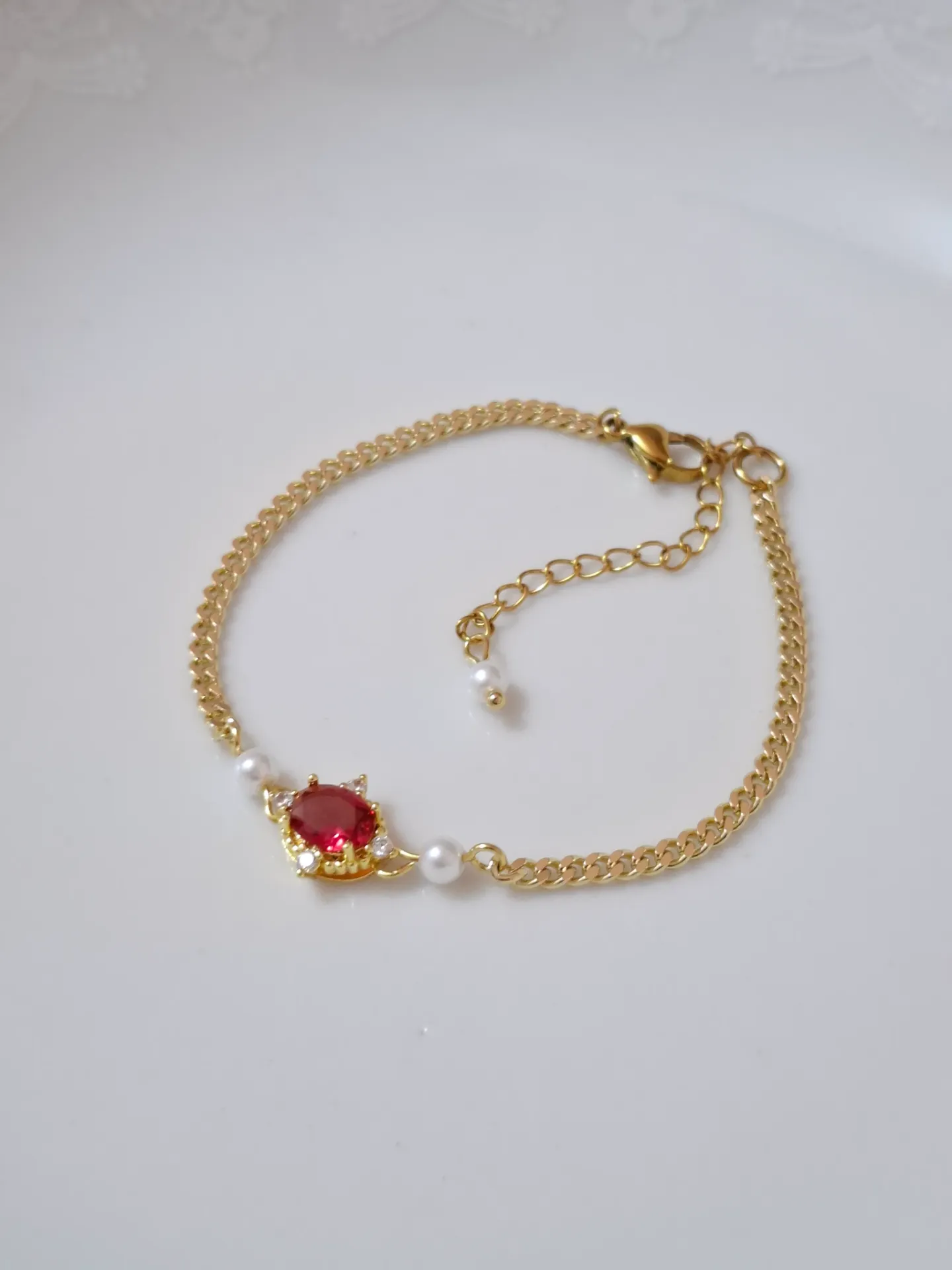 Vintage Berry bracelet