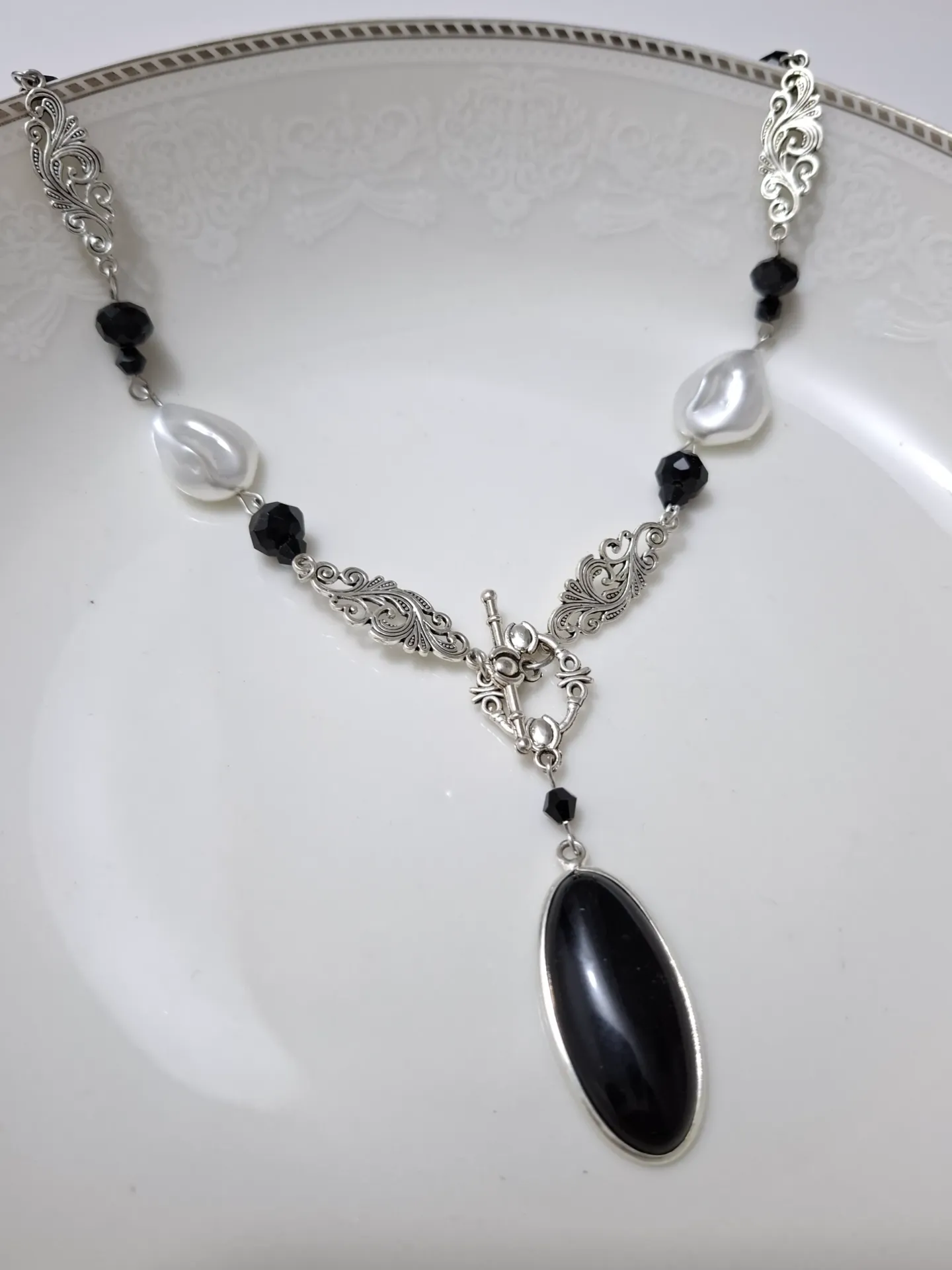 Midnight Noir necklace