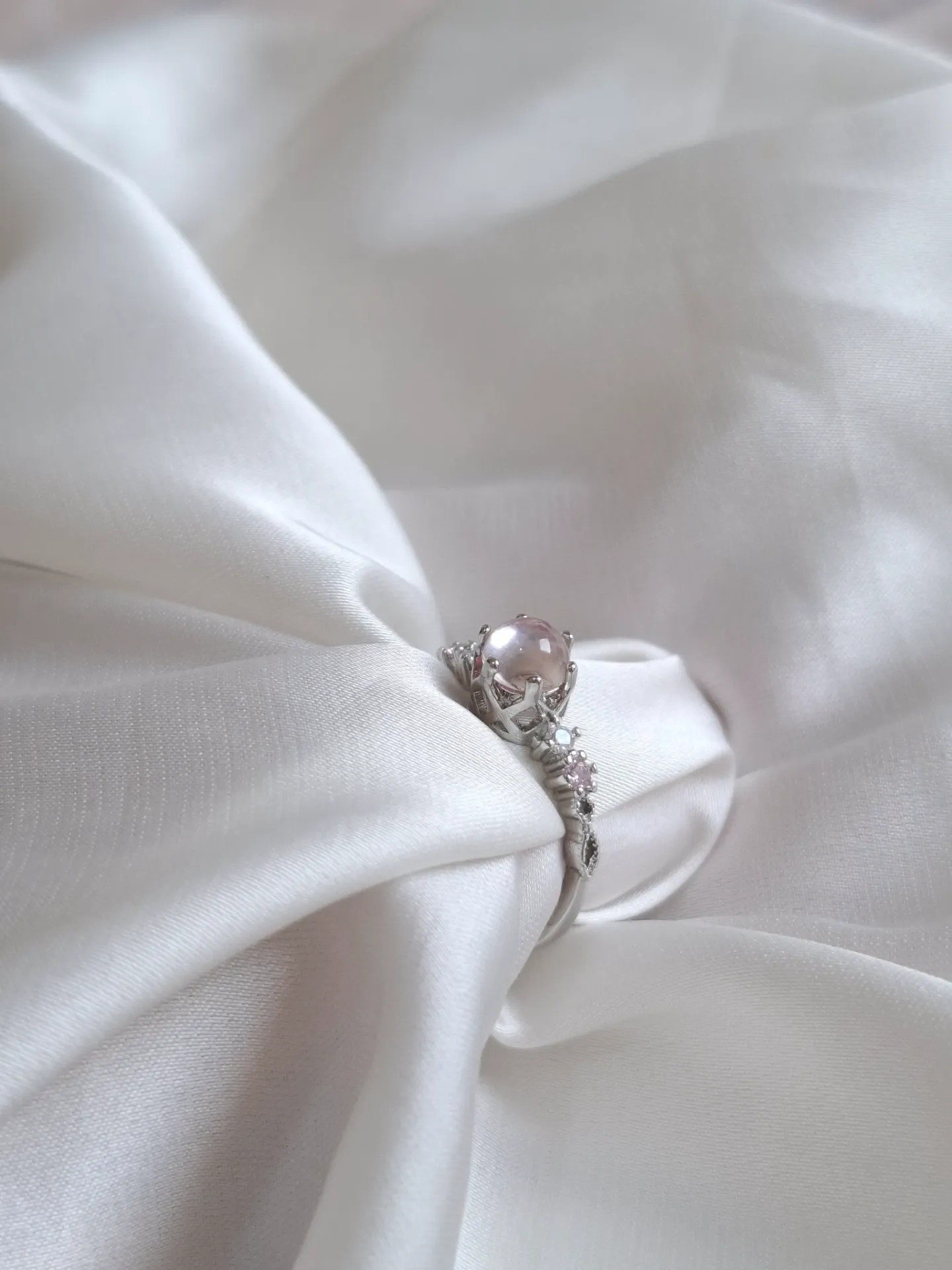 Blush ring