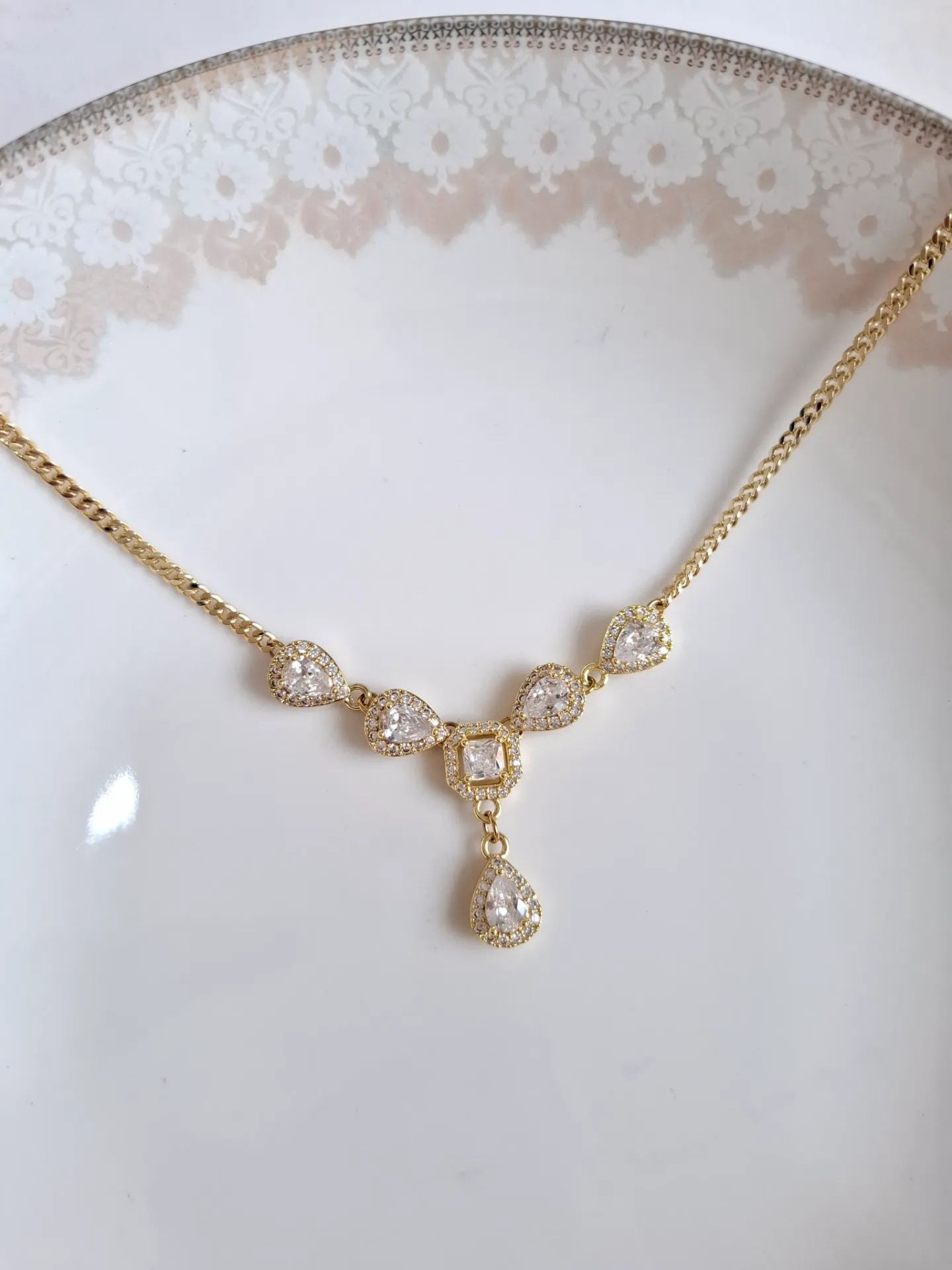 Crystal necklace