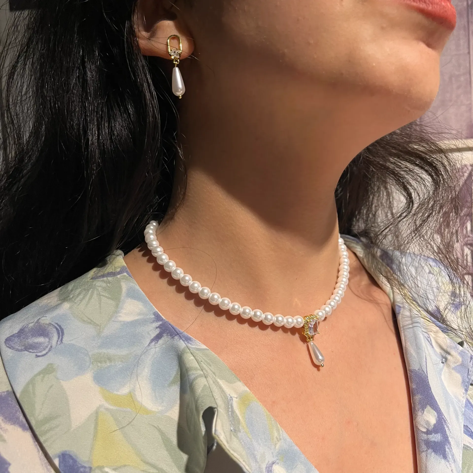 pearls set